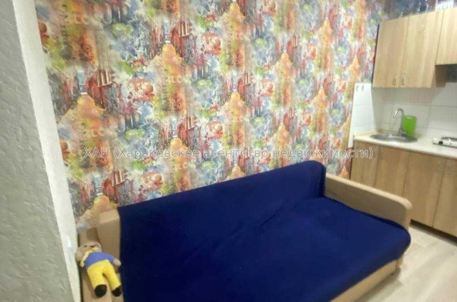 Продам квартиру, Академиков Ахиезеров ул. , 1  ком., 20 м², капитальный ремонт 