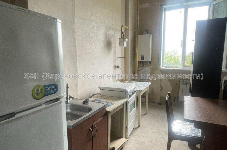Продам квартиру, Переяславская ул. , 1  ком., 67 м², частичный ремонт 