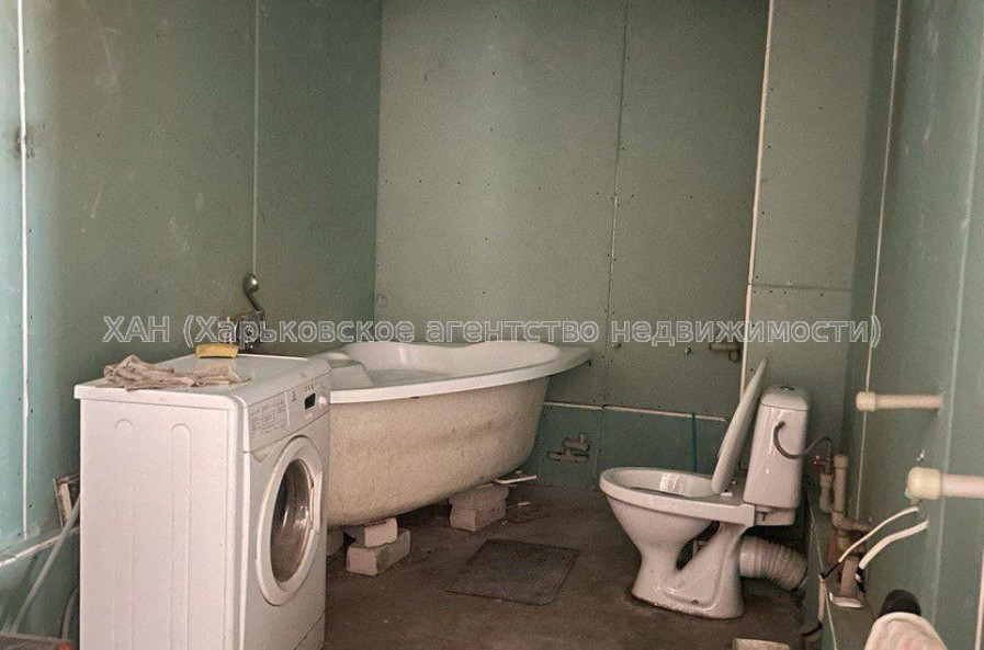 Продам квартиру, Переяславская ул. , 1  ком., 67 м², частичный ремонт 