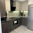 Продам квартиру, Сергея Барсукова ул. , 2 кім., 60 м², капитальный ремонт 