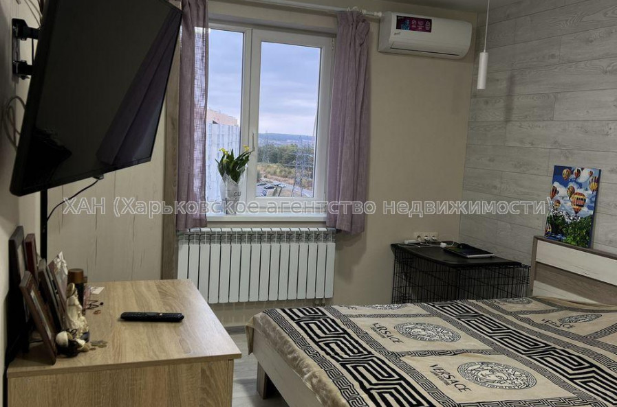 Продам квартиру, Победы просп. , 1 кім., 42 м², евроремонт 