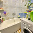 Продам квартиру, Владислава Зубенко ул. , 2  ком., 45 м², косметический ремонт 