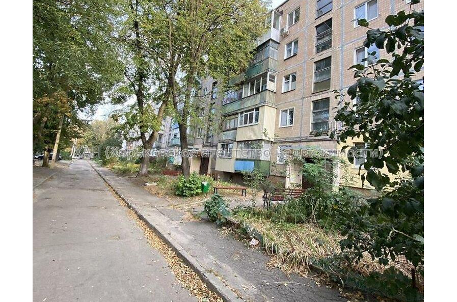 Продам квартиру, Владислава Зубенко ул. , 2  ком., 45 м², косметический ремонт 