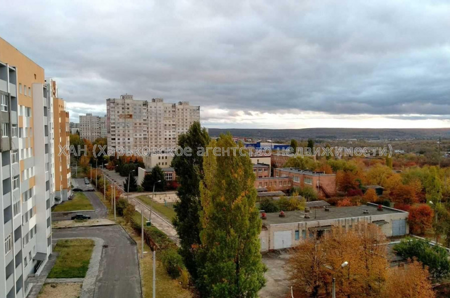 Продам квартиру, Домостроительная ул. , 1 кім., 41 м², капитальный ремонт 