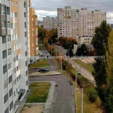 Продам квартиру, Домостроительная ул. , 1  ком., 41 м², капитальный ремонт 
