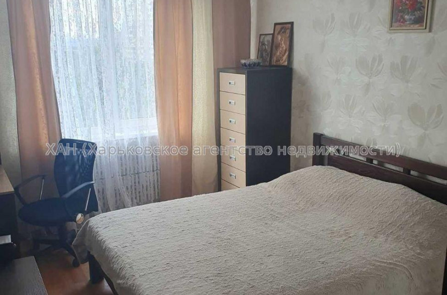 Продам квартиру, 3  ком., 65.90 м², советский ремонт 