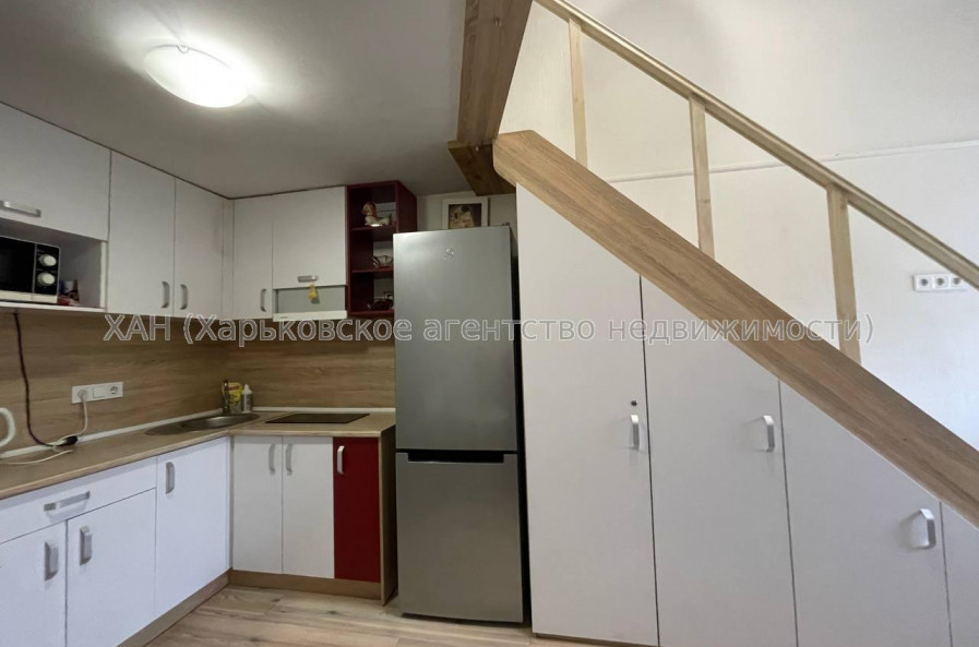 Продам квартиру, Героев Харькова просп. , 1  ком., 32.40 м², капитальный ремонт 