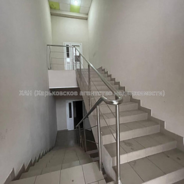 Продам квартиру, Героев Харькова просп. , 1  ком., 32.40 м², капитальный ремонт 