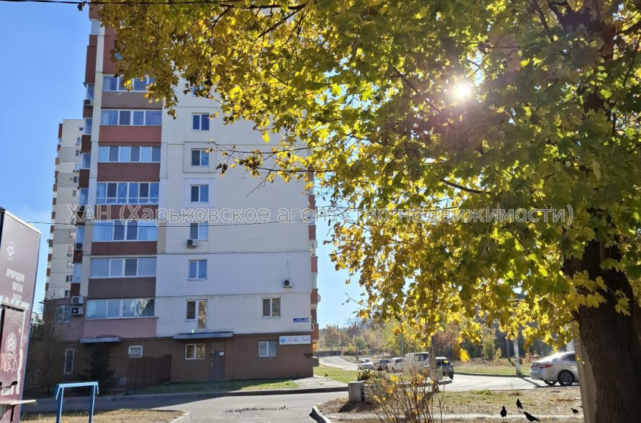 Продам квартиру, Тракторостроителей просп. , 1  ком., 50.40 м², капитальный ремонт 