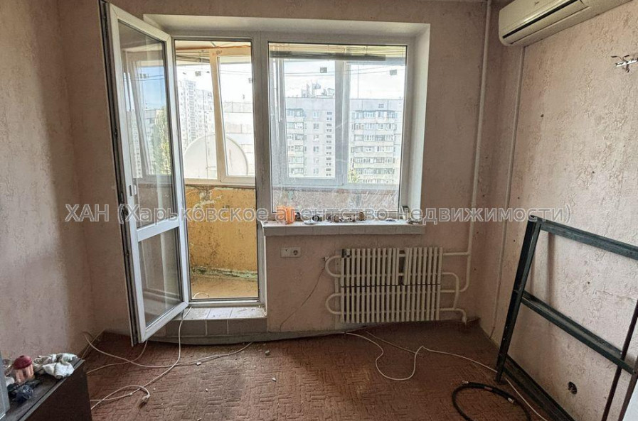 Продам квартиру, Дмитрия Антоновича бул. , 1  ком., 32 м², без ремонта 