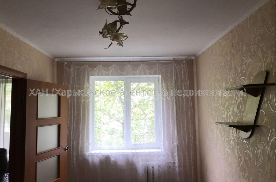 Продам квартиру, Героев Харькова просп. , 2 кім., 45 м², косметический ремонт 