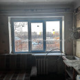 Продам квартиру, Защитников Неба ул. , 5 кім., 100 м², советский ремонт 