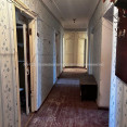 Продам квартиру, Защитников Неба ул. , 5 кім., 100 м², советский ремонт 