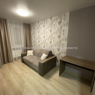 Продам квартиру, Шевченковский пер. , 1  ком., 33 м², евроремонт 