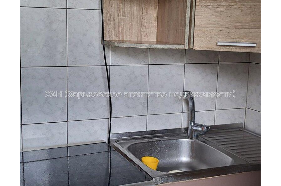 Продам квартиру, Матросова Александра ул. , 2  ком., 44 м², евроремонт 