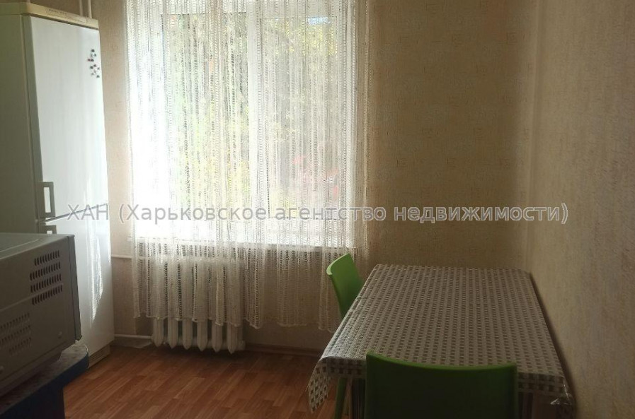 Продам квартиру, Электровозная ул. , 1 кім., 39.30 м², косметический ремонт 