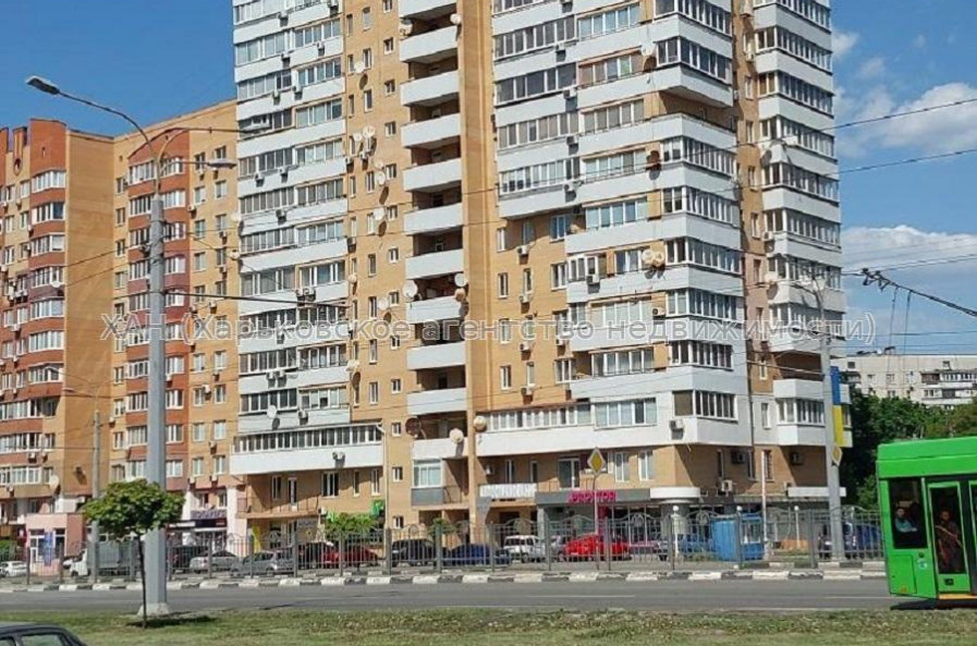 Продам квартиру, Аэрокосмический пр. , 2  ком., 54 м², капитальный ремонт 