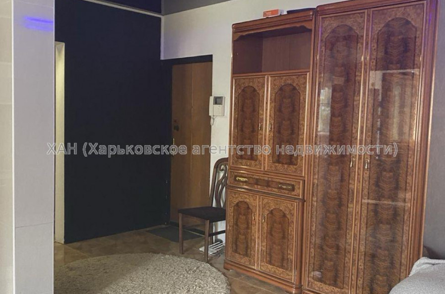 Продам квартиру, Гвардейцев Широнинцев ул. , 3  ком., 67.90 м², капитальный ремонт 