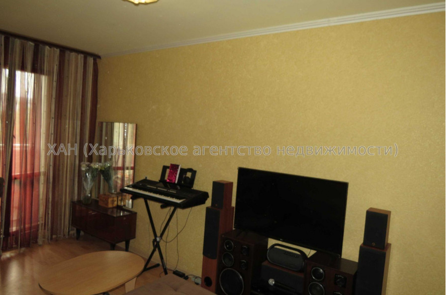 Продам квартиру, Амосова ул. , 3 кім., 65.90 м², евроремонт 