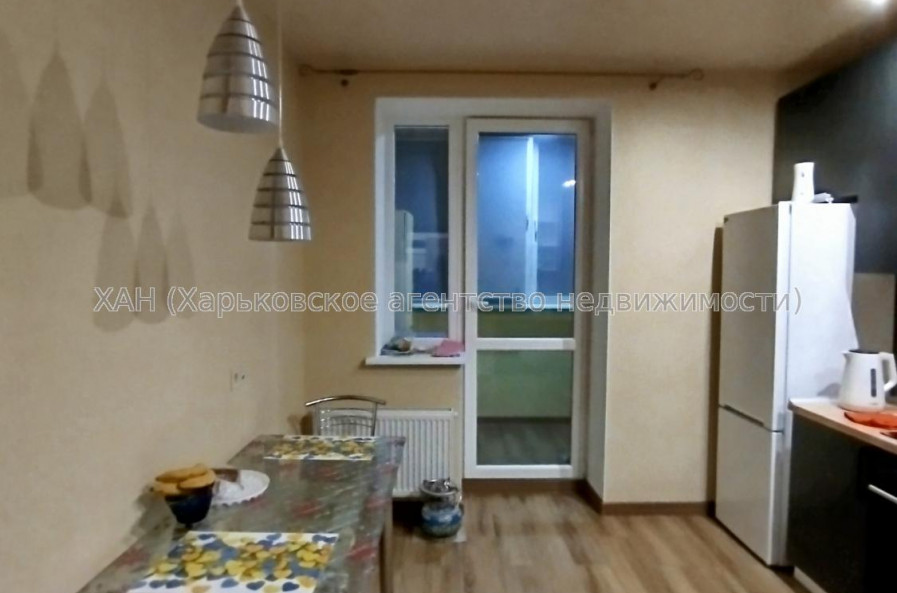 Сдам квартиру, Заливная ул. , 1  ком., 42.30 м², евроремонт 