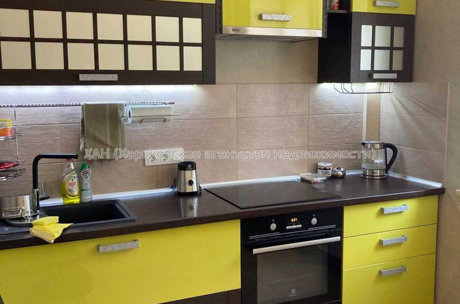 Продам квартиру, Александра Олеся ул. , 2  ком., 56.40 м², авторский дизайн 