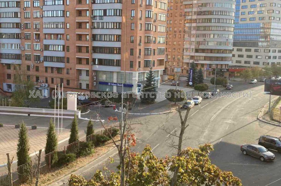 Продам квартиру, Александра Олеся ул. , 2 кім., 56.40 м², авторский дизайн 