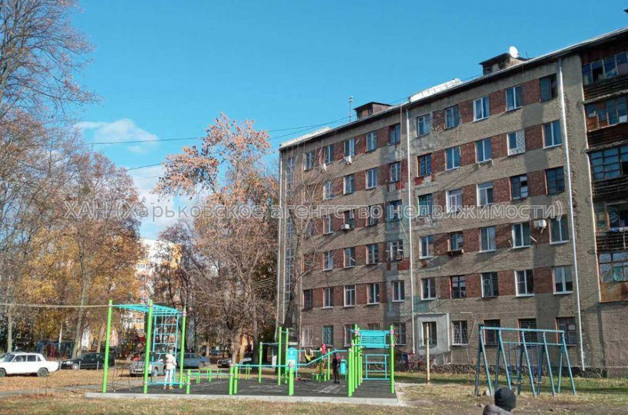 Продам квартиру, Мира ул. , 1 кім., 18 м², косметический ремонт 