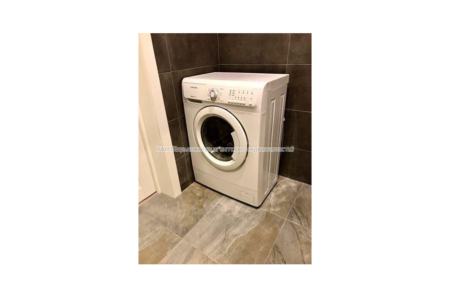 Продам квартиру, Барабашова академика ул. , 3 кім., 120 м², евроремонт 