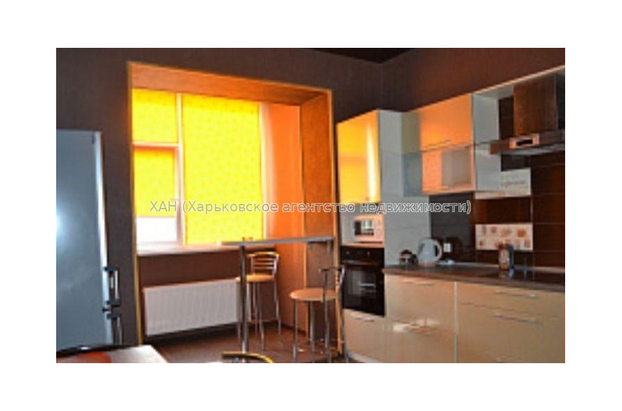 Продам квартиру, Барабашова академика ул. , 3  ком., 120 м², евроремонт 