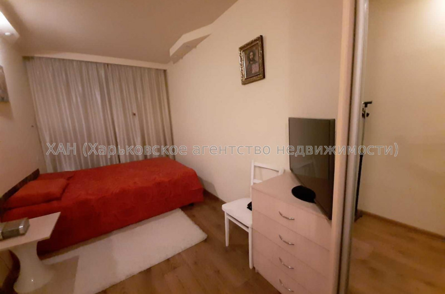 Продам квартиру, 23 Августа ул. , 2  ком., 43 м², евроремонт 