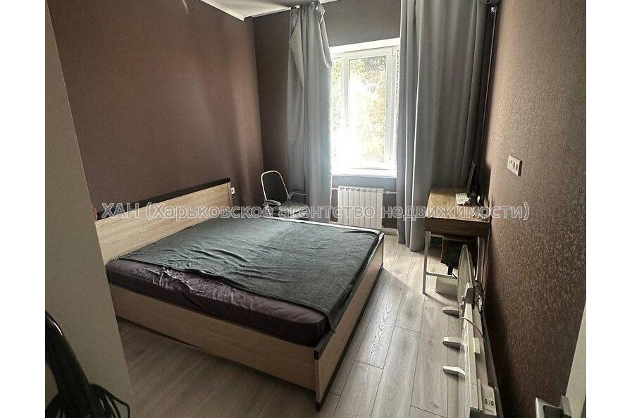 Продам квартиру, Крымская ул. , 3  ком., 70.60 м², евроремонт 