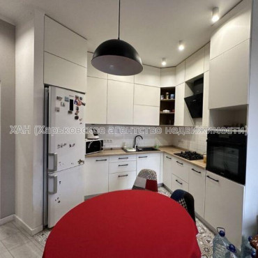 Продам квартиру, Крымская ул. , 3  ком., 70.60 м², евроремонт 