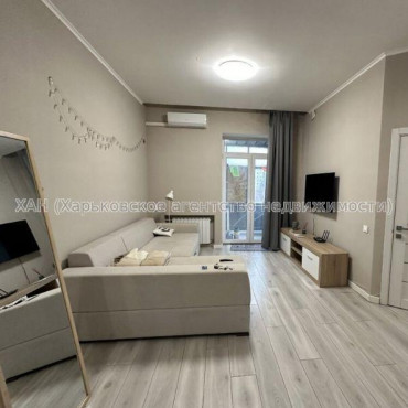 Продам квартиру, Крымская ул. , 3  ком., 70.60 м², евроремонт 