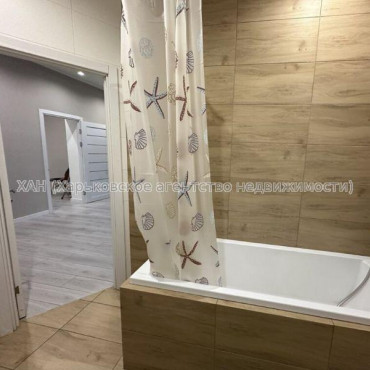 Продам квартиру, Крымская ул. , 3  ком., 70.60 м², евроремонт 