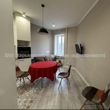 Продам квартиру, Крымская ул. , 3  ком., 70.60 м², евроремонт 