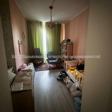 Продам квартиру, Крымская ул. , 3  ком., 70.60 м², евроремонт 