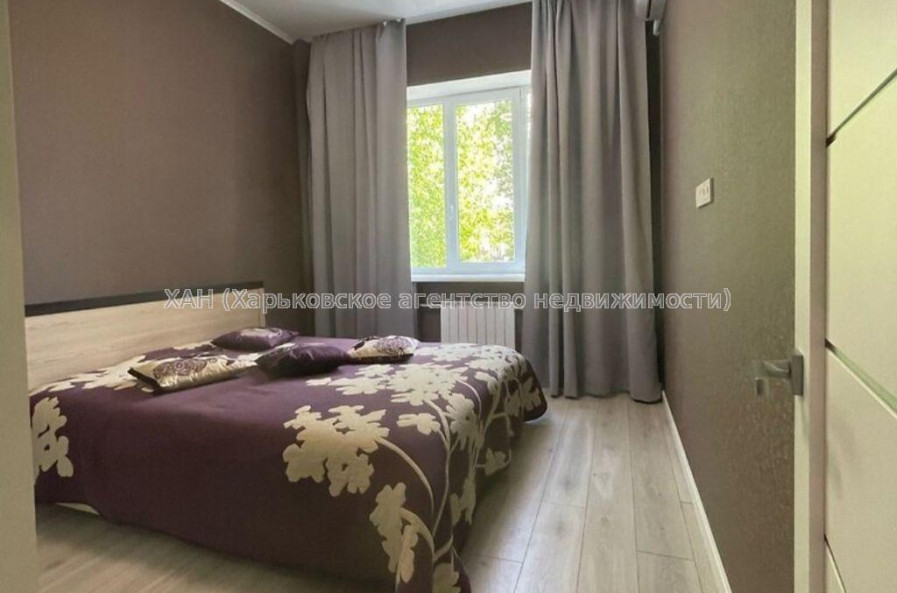 Продам квартиру, Крымская ул. , 3 кім., 70.60 м², евроремонт 