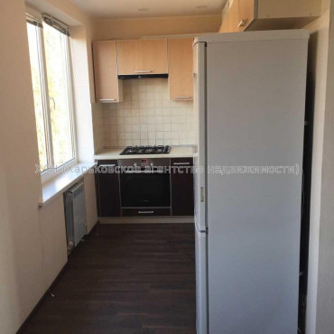 Продам квартиру, Космонавтов ул. , 3 кім., 60 м², евроремонт 