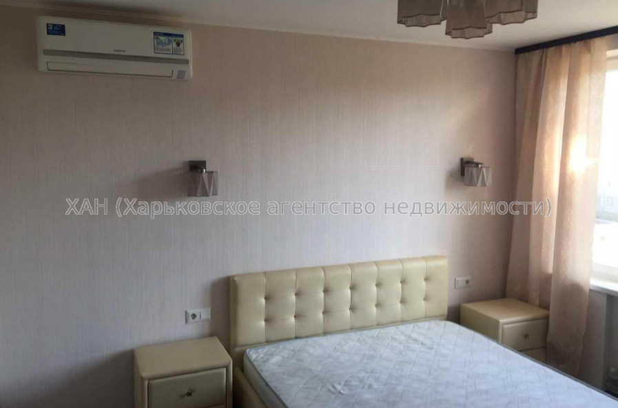 Продам квартиру, Космонавтов ул. , 3 кім., 60 м², евроремонт 