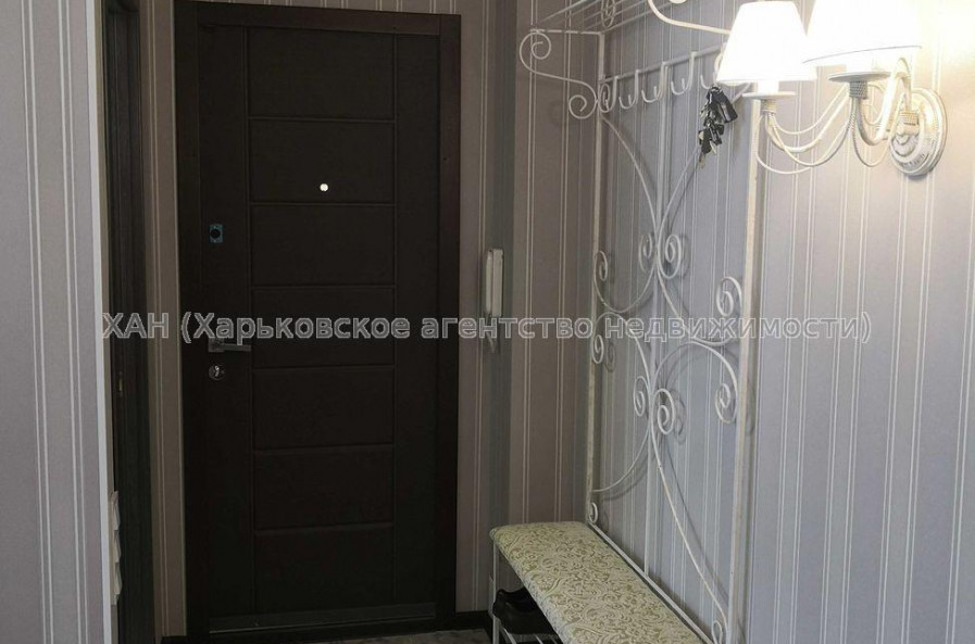 Продам квартиру, Непокоренных ул. , 4 кім., 85.10 м², авторский дизайн 