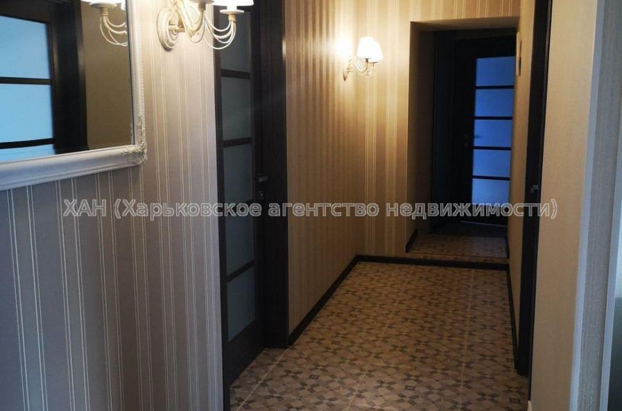 Продам квартиру, Непокоренных ул. , 4 кім., 85.10 м², авторский дизайн 