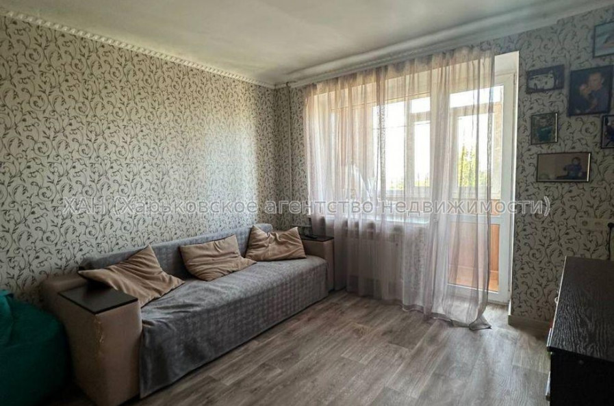 Продам квартиру, Павла Тычины ул. , д. 24 , 2  ком., 49 м², косметический ремонт 