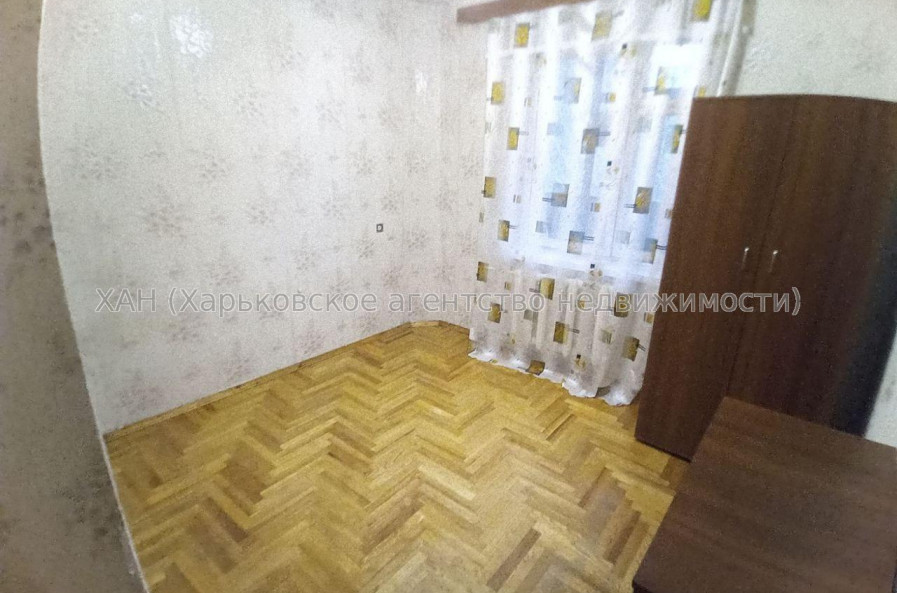 Продам квартиру, Ньютона ул. , 3 кім., 60 м², косметический ремонт 