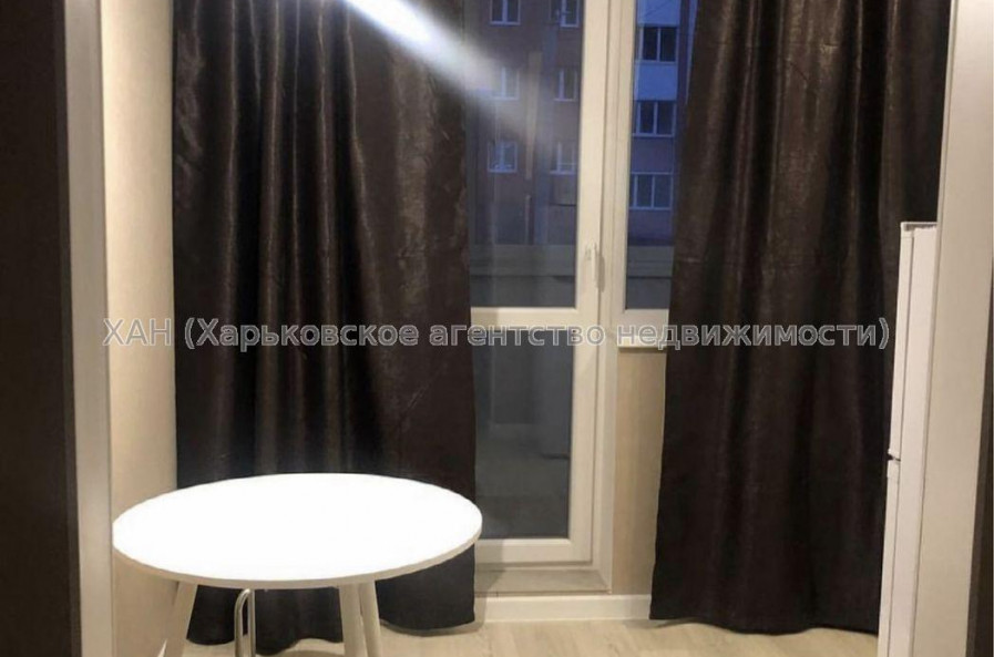 Продам квартиру, Шевченковский пер. , 1 кім., 32 м², евроремонт 