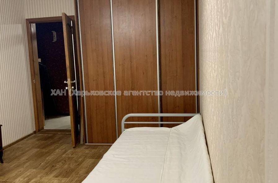 Продам квартиру, Старицкого ул. , 3 кім., 75 м², евроремонт 