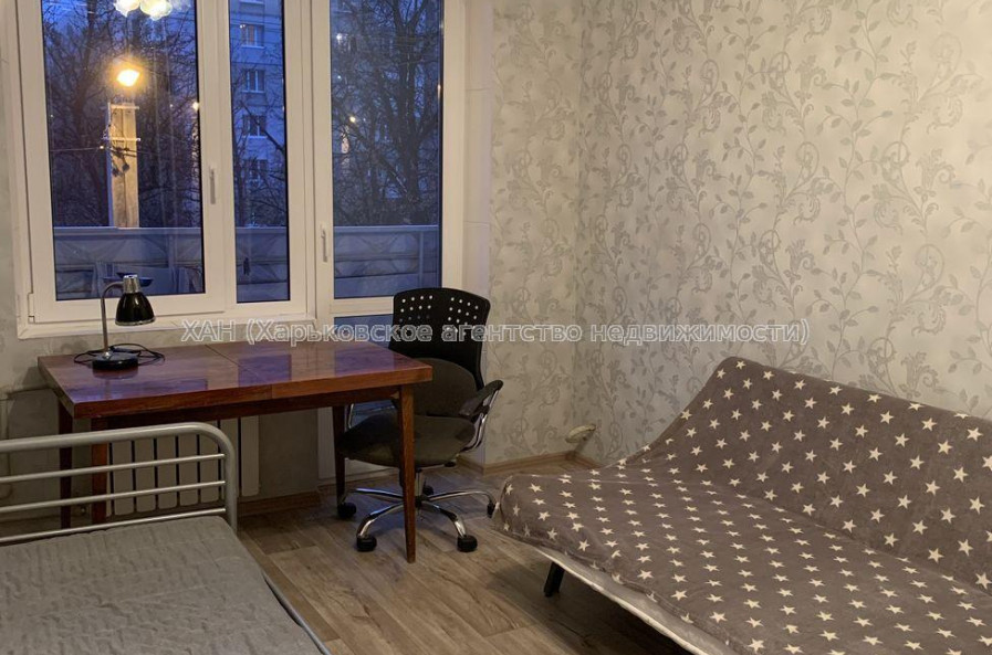 Продам квартиру, Старицкого ул. , 3 кім., 75 м², евроремонт 