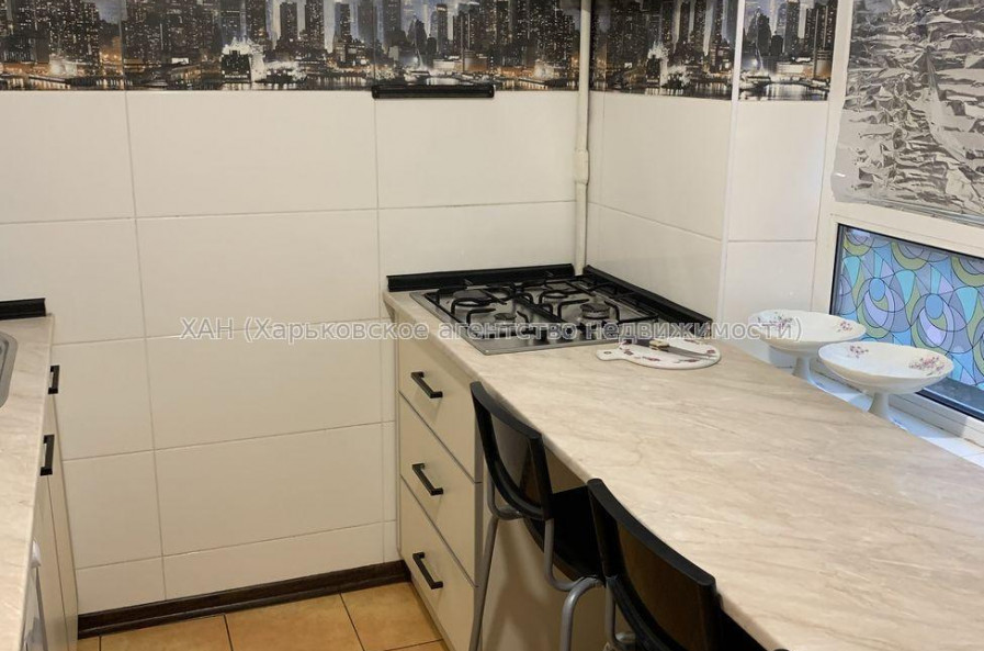 Продам квартиру, Старицкого ул. , 3 кім., 75 м², евроремонт 