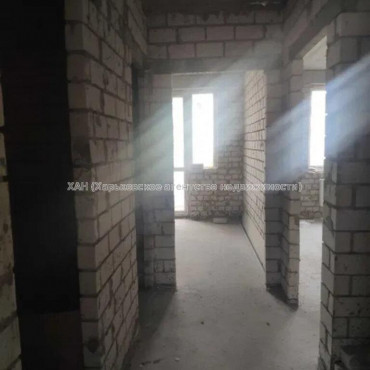 Продам квартиру, Мира ул. , 2  ком., 57 м², без внутренних работ 