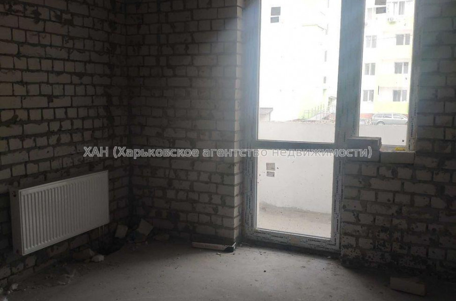 Продам квартиру, Мира ул. , 2  ком., 57 м², без внутренних работ 