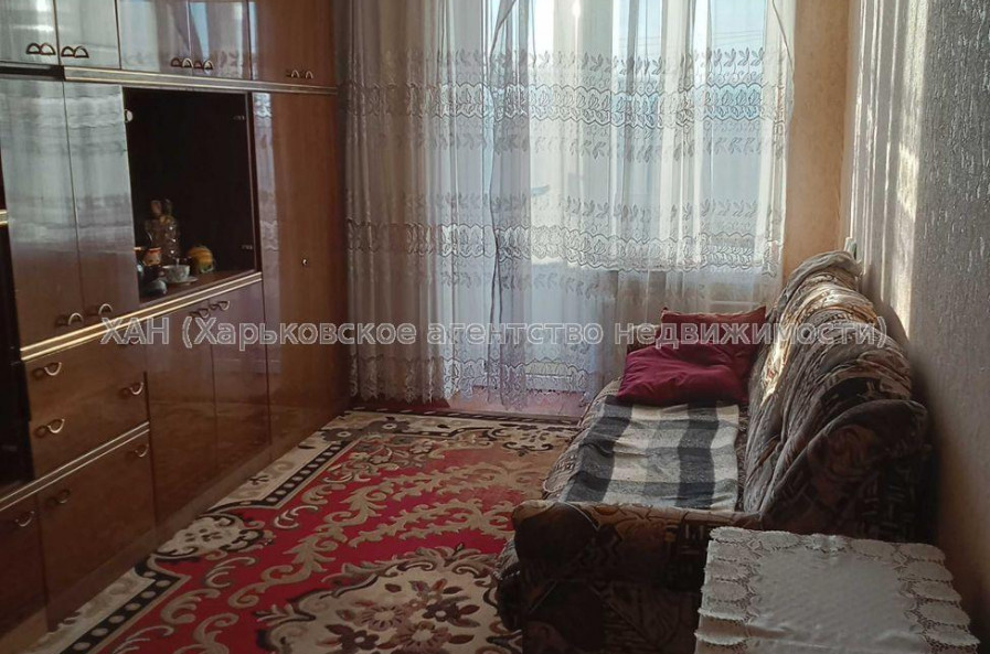 Продам квартиру, Каденюка ул. , 2 кім., 45 м², косметический ремонт 